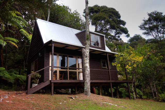 Stray Possum Lodge Peaceful Beautiful Great Barrier Island